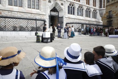 El acto se enmarca dentro de los festejos del centenario del arquitecto.