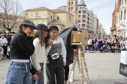 El acto se enmarca dentro de los festejos del centenario del arquitecto.