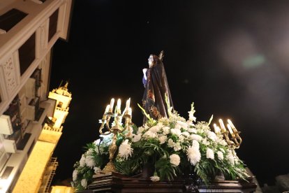 La procesión de Nuestra Señora de los Dolores en Ponferrada.