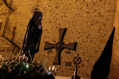 La procesión de Nuestra Señora de los Dolores en Ponferrada.