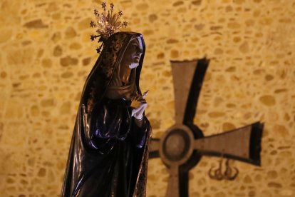 La procesión de Nuestra Señora de los Dolores en Ponferrada.