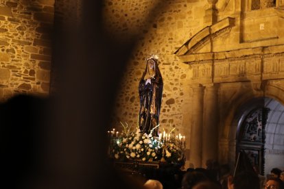 La procesión de Nuestra Señora de los Dolores en Ponferrada.