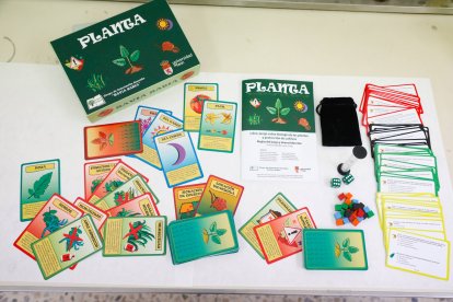 Componentes del juego Planta.