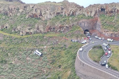 Lugar del accidente de un autobús de turistas extranjeros en La Gomera.