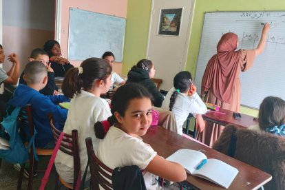 Aula de apoyo escolar de las Agustinas Misioneras en Argel.
