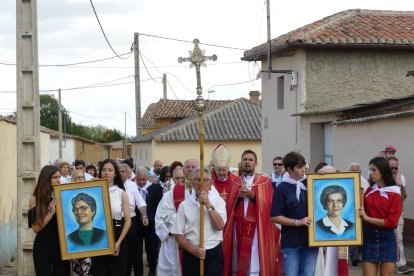 El pueblo de Izagre homenajea a las dos misioneras asesinadas en Argel.