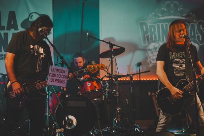 Princesas actúa este sábado en el Babylon junto a Turbina.