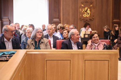 Homenaje a las Bodas de Oro y Diamante de León