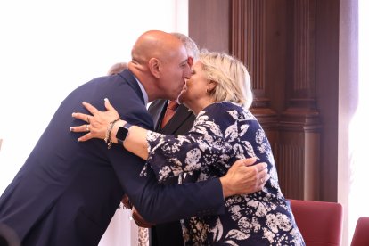 Homenaje a las Bodas de Oro y Diamante de León