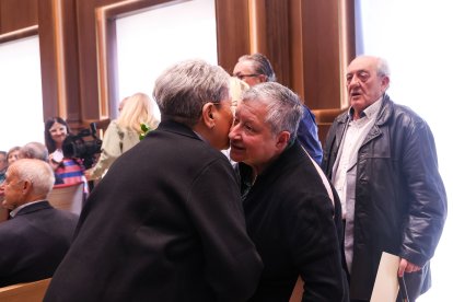 Homenaje a las Bodas de Oro y Diamante de León
