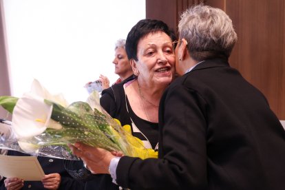Homenaje a las Bodas de Oro y Diamante de León