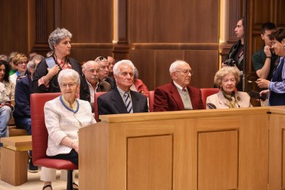 Homenaje a las Bodas de Oro y Diamante de León