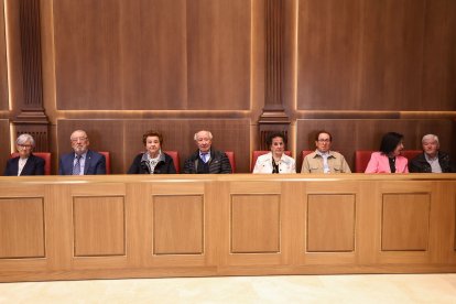 Homenaje a las Bodas de Oro y Diamante de León