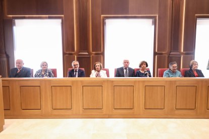 Homenaje a las Bodas de Oro y Diamante de León