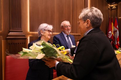 Homenaje a las Bodas de Oro y Diamante de León