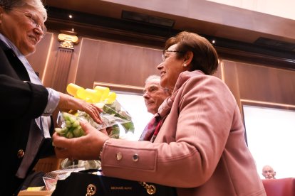 Homenaje a las Bodas de Oro y Diamante de León