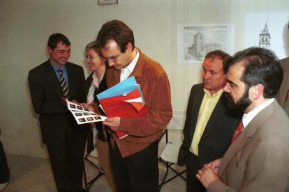 Presentación de candidatos socialistas en La Bañeza.