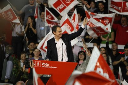 MITIN DE JOSE LUIS RODRÍGUEZ ZAPATERO, PRESIDENTE DEL GOBIERNO Y CANDIDATO SOCIALISTA A LA MONCLOA, EN EL PALACIO DE DEPORTES DE LEÓN