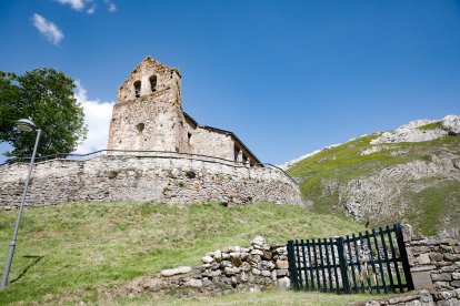 La iglesia de La Cueta.