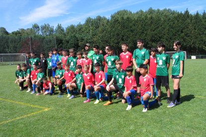 Infantiles del San Ignacio y el Atlético Bierzo.
