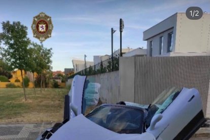 Estado en el que quedó el vehículo de alta gama