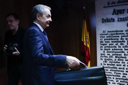 Imagen del expresidente del Gobierno José Luis Rodríguez Zapatero, durante su comparecencia en la comisión de investigación del caso Koldo en el Senado. /Archivo. EFE/ Chema Moya.