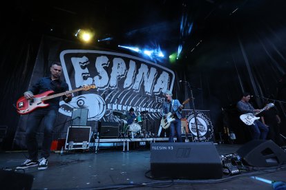 Primer día del Festival Espina Fest en Vega de Espinareda
