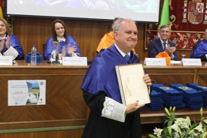 La Universidad de León celebra la graduación de Ciencias Biológicas y Ambientales.