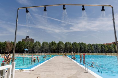Piscinias de La Palomera de León.