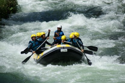 Rafting en el río Porma