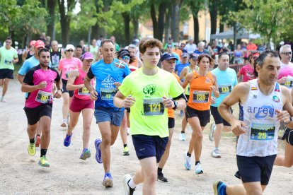 Participantes corriendo