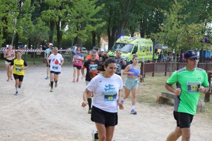 Participantes corriendo