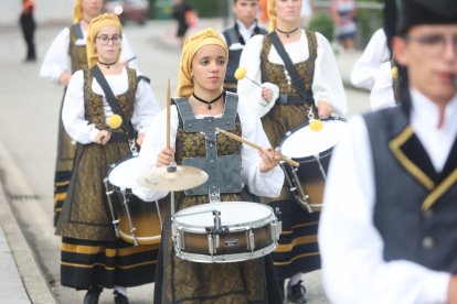 Las imágenes del Festival de Bandas de Gaitas de Vega de Espinareda.