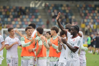 El equipo culturalista se acordó de Rodri Suárez en el partido de estreno para enviarle ánimos.