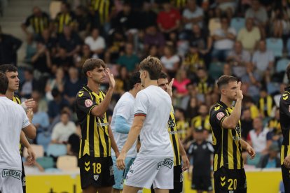 El equipo culturalista se acordó de Rodri Suárez en el partido de estreno para enviarle ánimos.