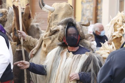 Antruejo de Llamas de la Ribera.