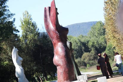 Inaguración del espacio de escultura monumental al aire libre de Carracedelo