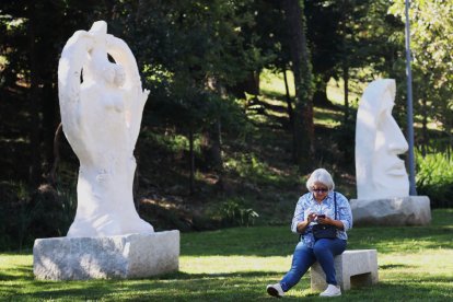 Inaguración del espacio de escultura monumental al aire libre de Carracedelo