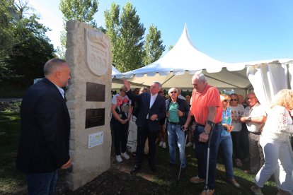 Inaguración del espacio de escultura monumental al aire libre de Carracedelo