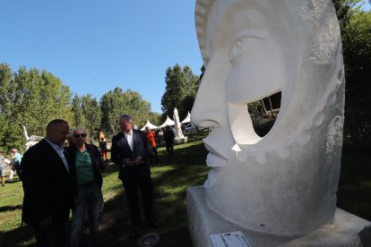 Inaguración del espacio de escultura monumental al aire libre de Carracedelo