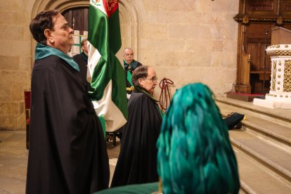 Cruzamiento e Investidura de nuevos Caballeros y Damas del Gran Priorato de España de la Orden Militar y Hospitalaria de San Lázaro de Jerusalén