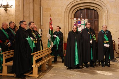 Cruzamiento e Investidura de nuevos Caballeros y Damas del Gran Priorato de España de la Orden Militar y Hospitalaria de San Lázaro de Jerusalén