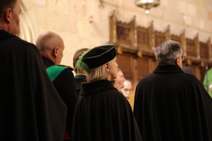 Cruzamiento e Investidura de nuevos Caballeros y Damas del Gran Priorato de España de la Orden Militar y Hospitalaria de San Lázaro de Jerusalén