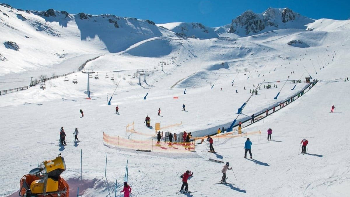 Estación de esquí San Isidro: Preguntas y respuestas comunes antes de esquiar. Foto: San Isidro.