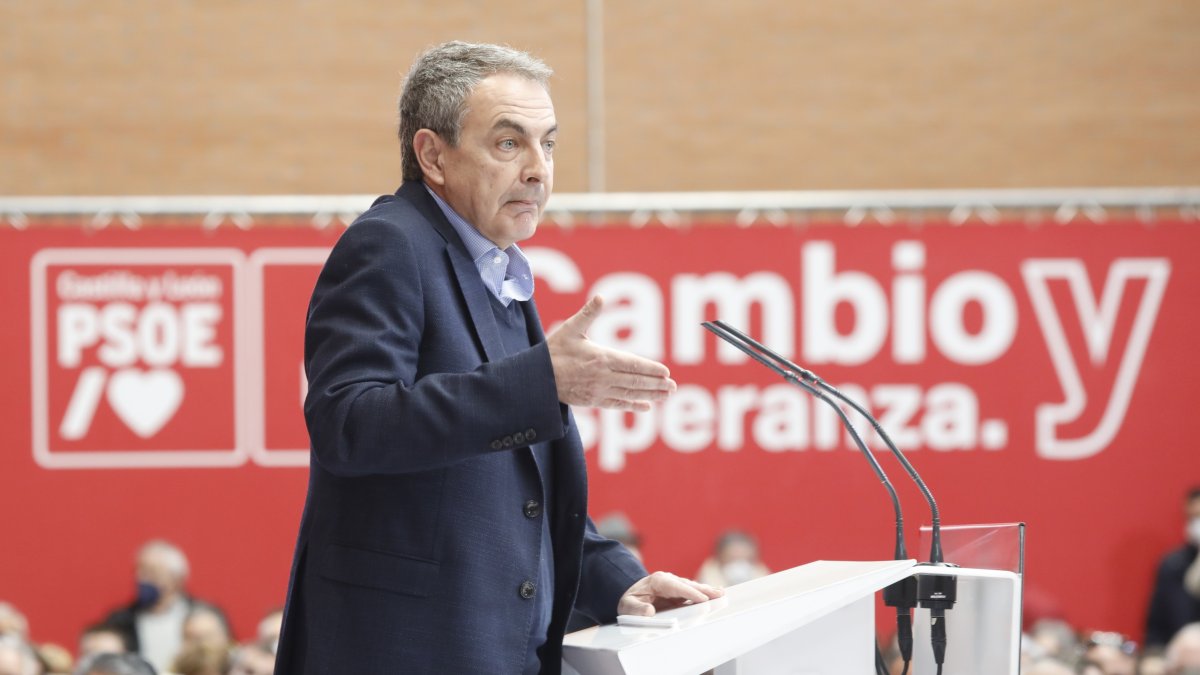 José Luis Rodríguez Zapatero también estuvo en el acto del PSOE en León. MARCIANO PÉREZ