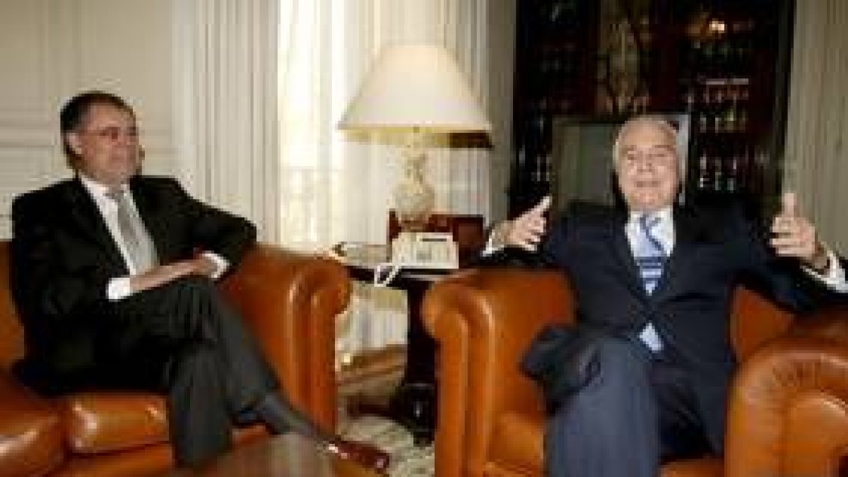 El ministro de Justicia, Mariano Fernández Bermejo, y el presidente del Poder Judicial, Carlos Dívar