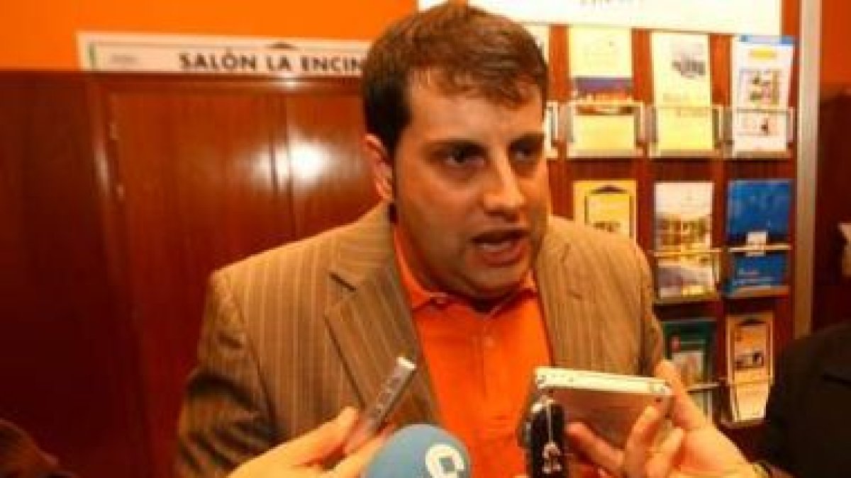 El secretario de Organización, Ibán García, el viernes en Ponferrada