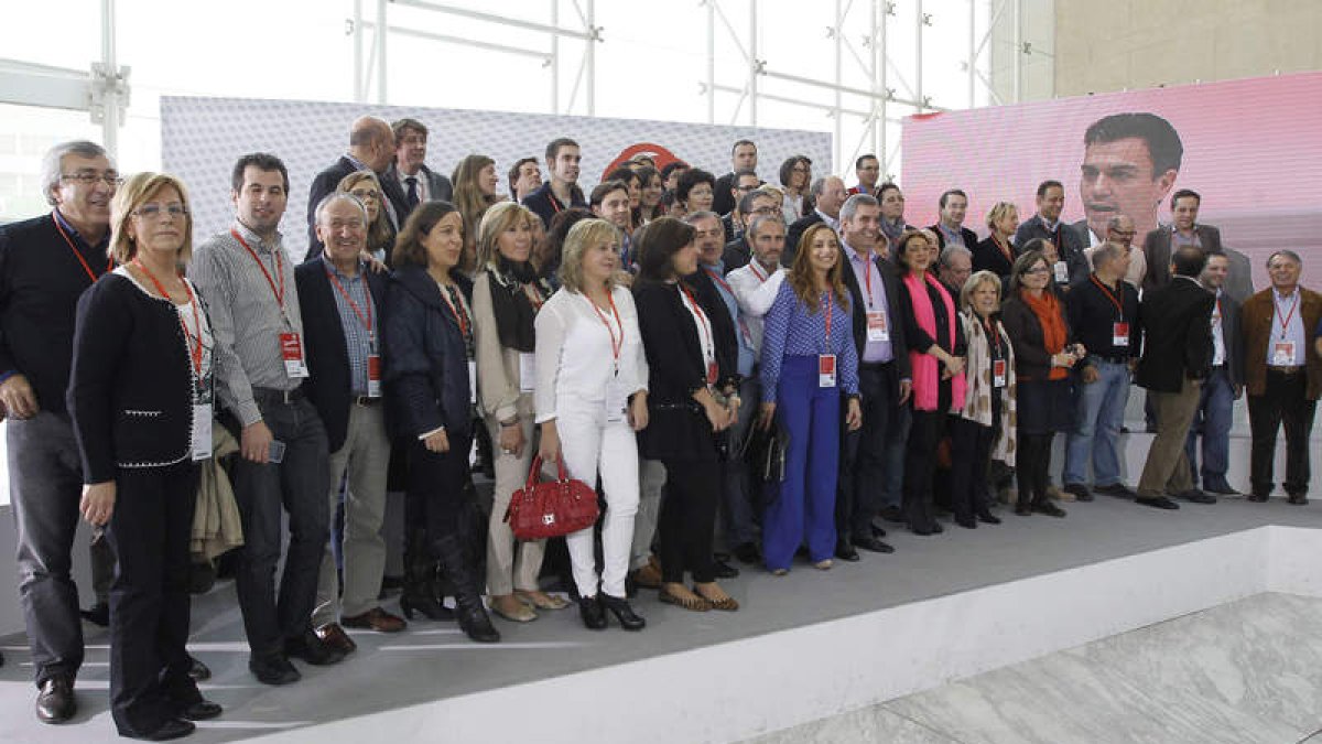 La delegación del PSOE de Castilla y León que asistió a la conferencia política.