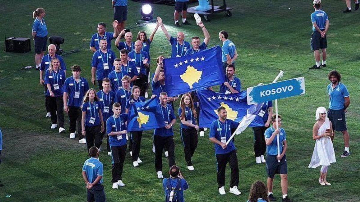 Deportistas de Kosovo en la inauguración de los Juegos Mediterráneos Tarragona 2018.