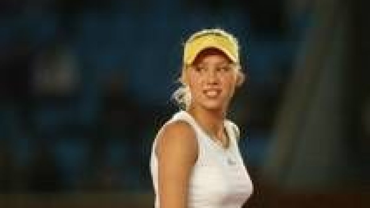 Kournikova brilla en el apartado mediático, pero fracasa en el deportivo
